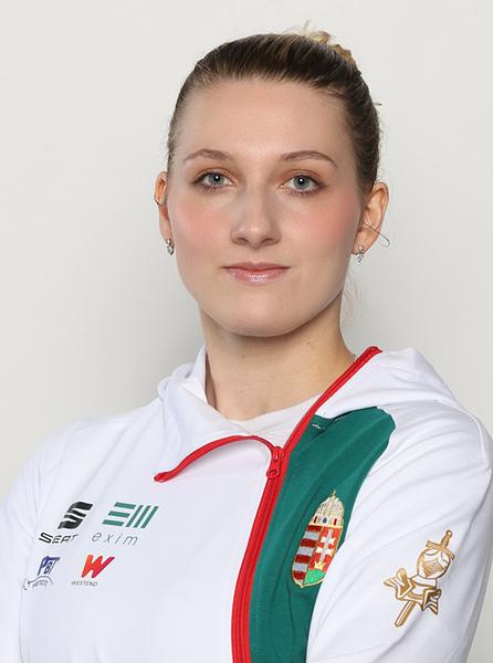 Muhari Eszter