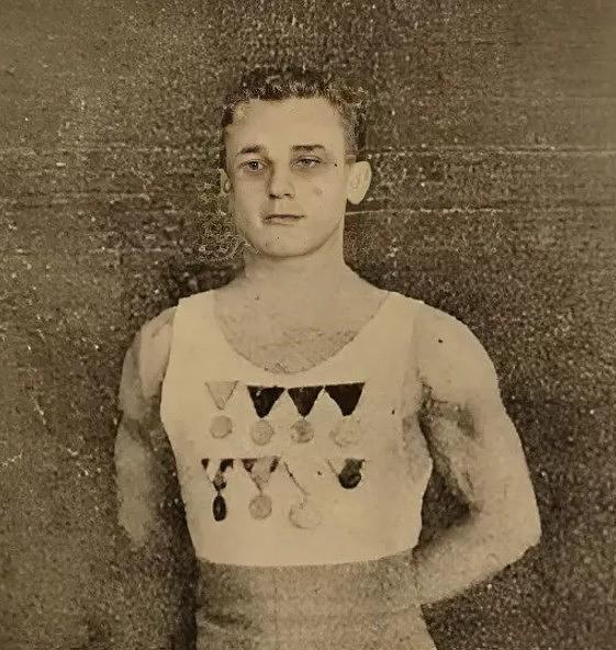 Sándor József