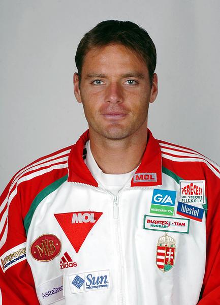 Kökény Roland