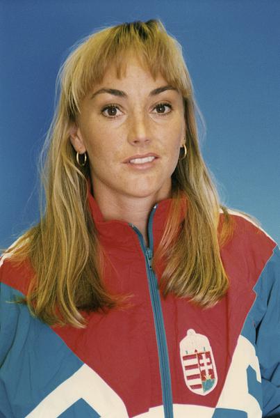 Dónusz Éva