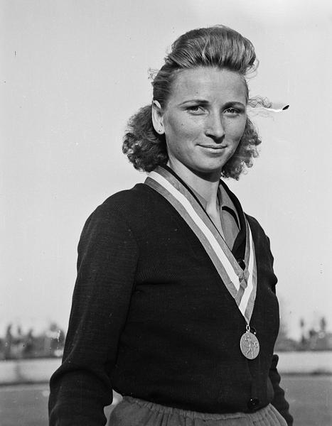 Bácskai Anna