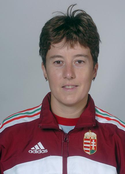 Tóth Krisztina