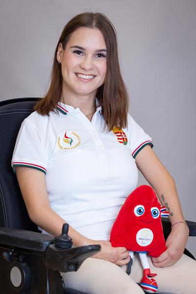 Adámi-Rózsa Zsanett