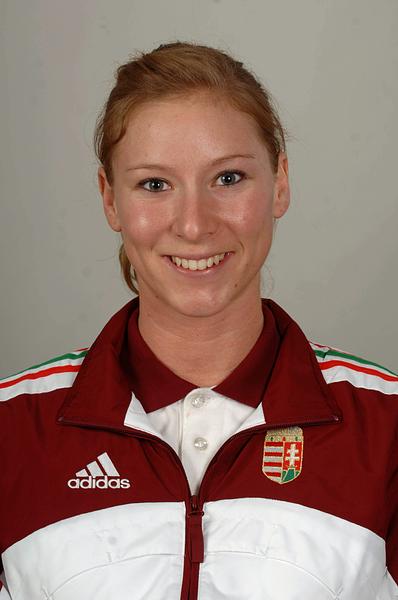 Brávik Henrietta