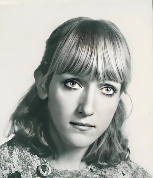 Czakó Gabriella