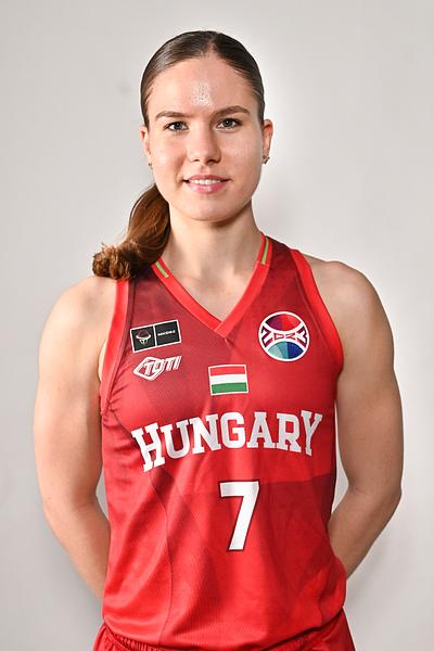 Kányási Veronika