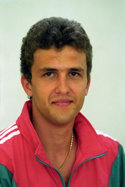 Köves Csaba