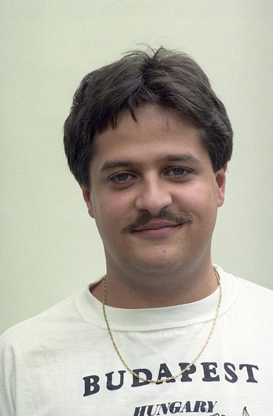 Vári Zsolt