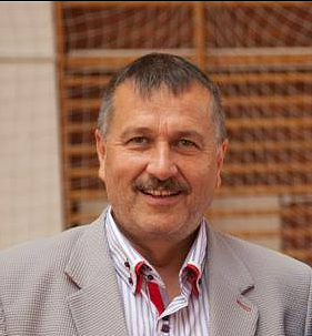 Kovács László