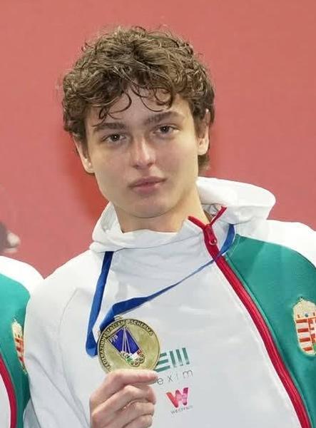 Dallos Benedek