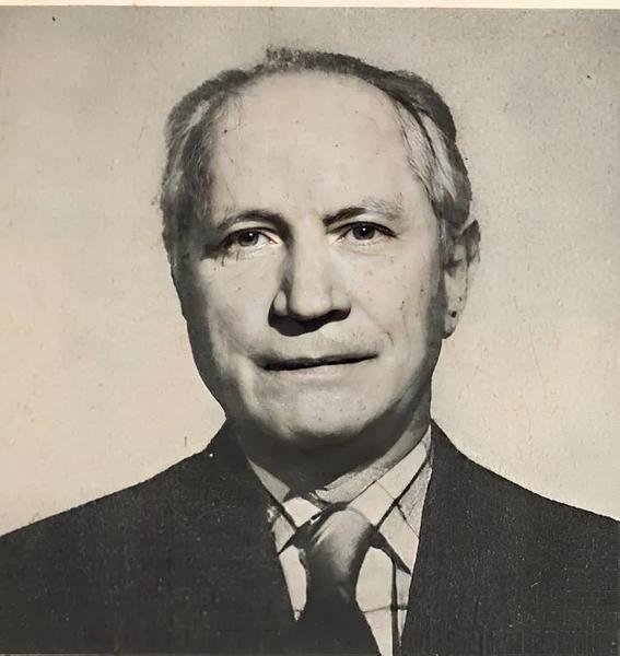 Kismartoni Károly