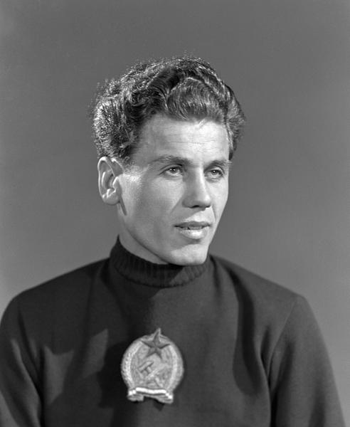 Tábori László