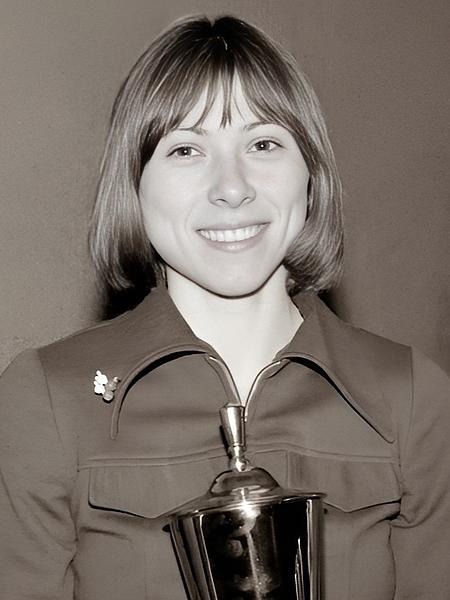 Bruzsenyák Ilona