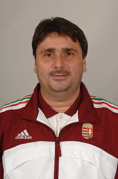 Komlódy Zsolt