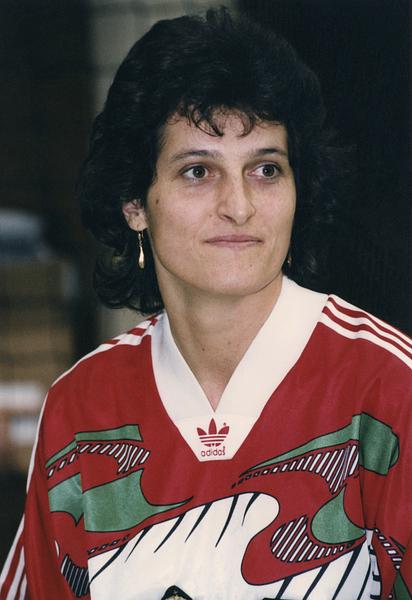 Mátéfi Eszter