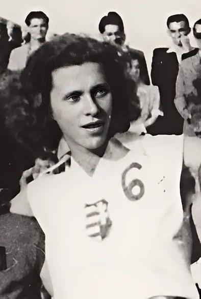 Oreskovich Éva Jozefa