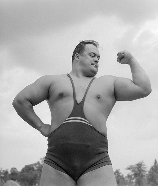 Ecser Károly