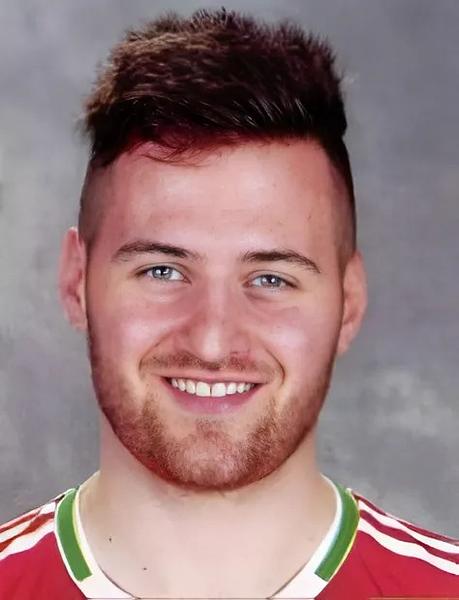 Kádár Tamás