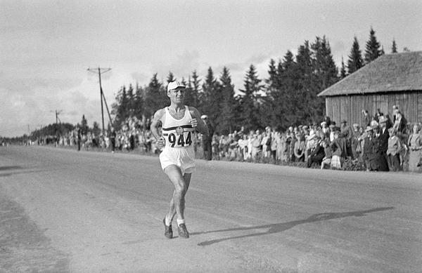 Esztergomi Mihály